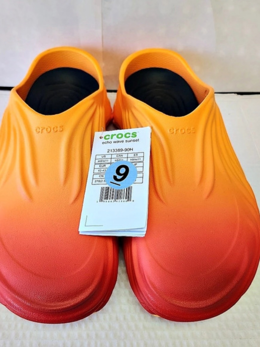 Crocs Echo Wave Sunset Orange & Red US 9 NWT